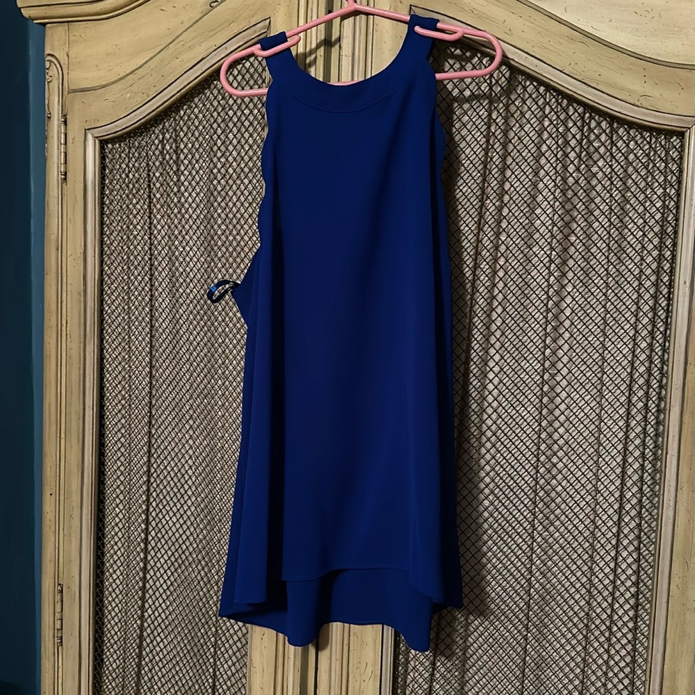 Blue tank top, great for work, classy event